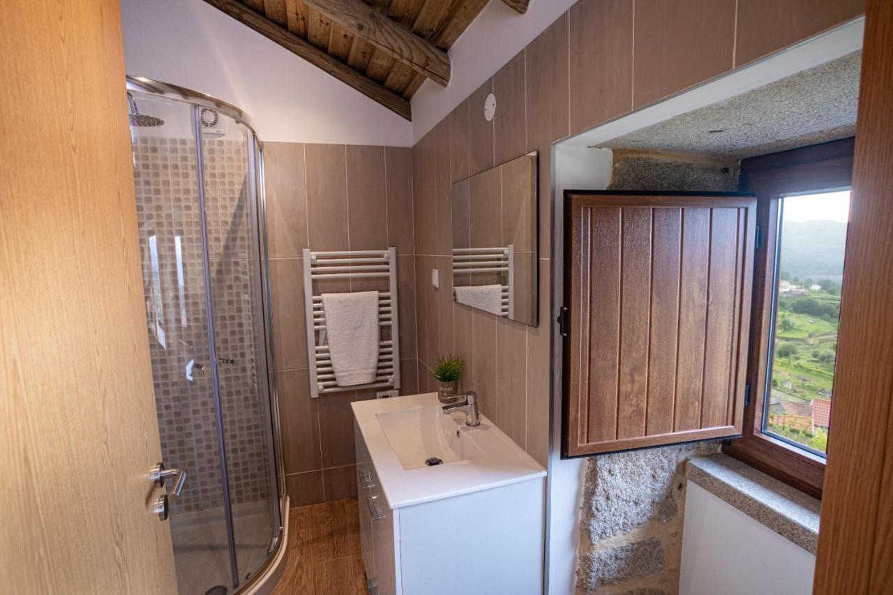Chale Dos Penedos, Sossego E Piscina Privada Villa Monção Exterior foto